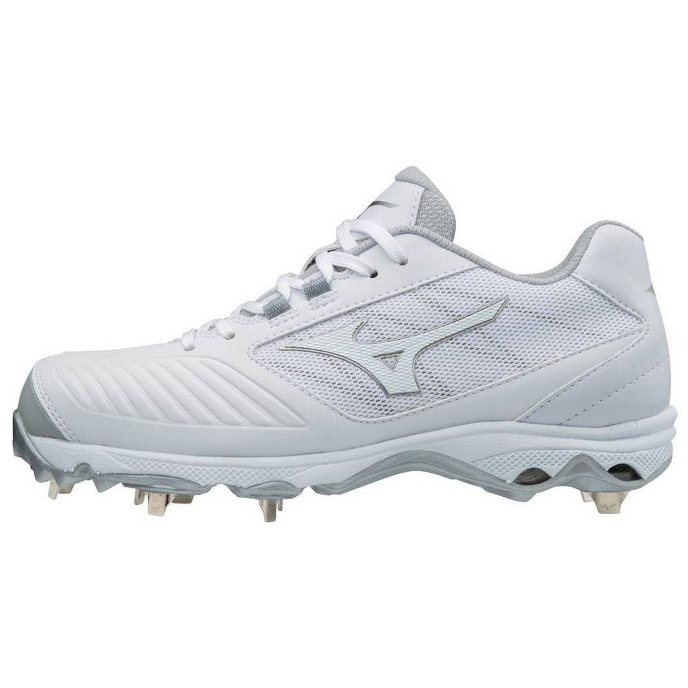 Mizuno Women's 9-Spike Advanced Sweep 4 Low Metal Softball Cleats White (320569-IOC)